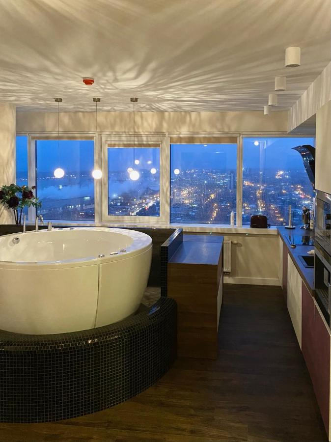 Appartement Sky Flat Jacuzzi 27 Floor à Klaipėda Extérieur photo